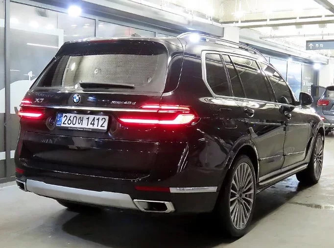 BMW X7