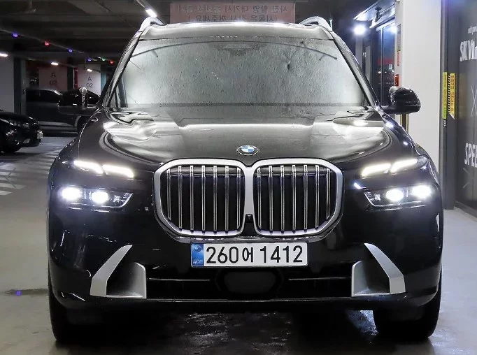 BMW X7