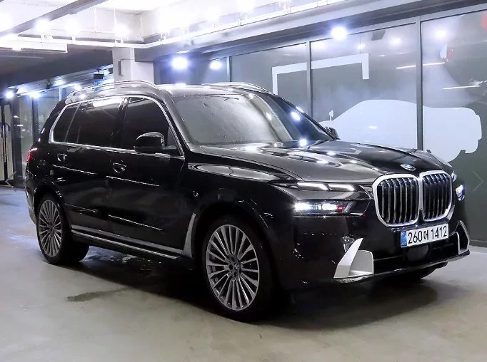 BMW X7