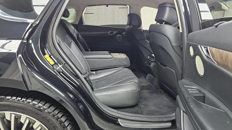 Genesis Electrified G80