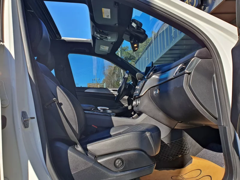 Mercedes-Benz GLE-Class