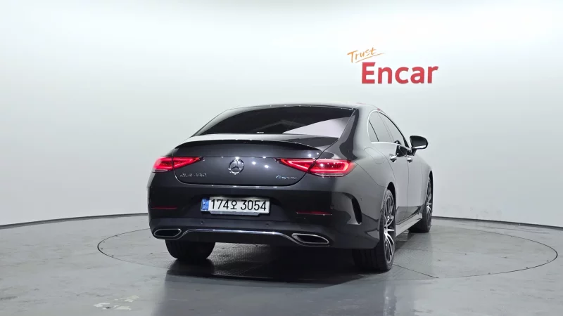 Mercedes-Benz CLS-Class