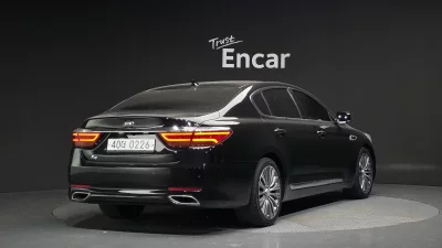 Kia K9