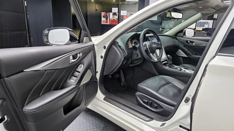 Infiniti Q50