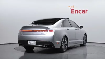 Lincoln MKZ