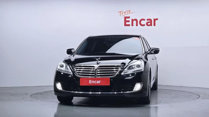 Hyundai Equus