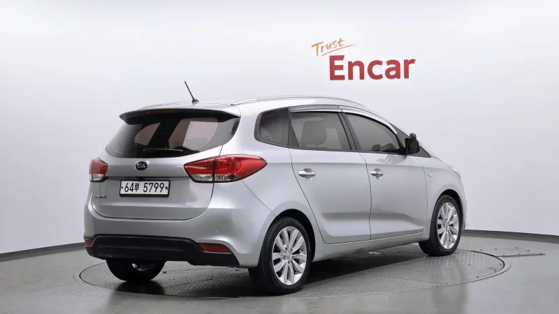 Kia Carens