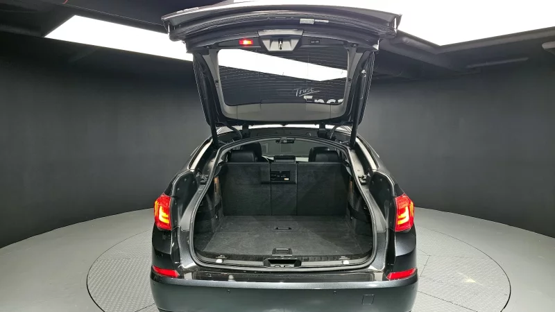 BMW 5-Series Gran Turismo