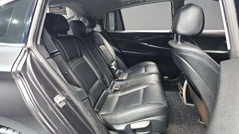 BMW 5-Series Gran Turismo