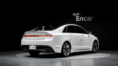Lincoln MKZ