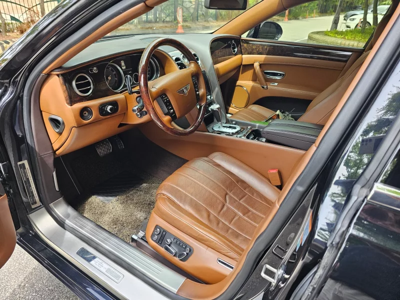 Bentley Flying Spur