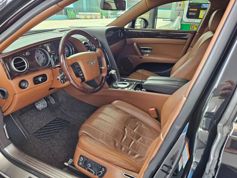 Bentley Flying Spur