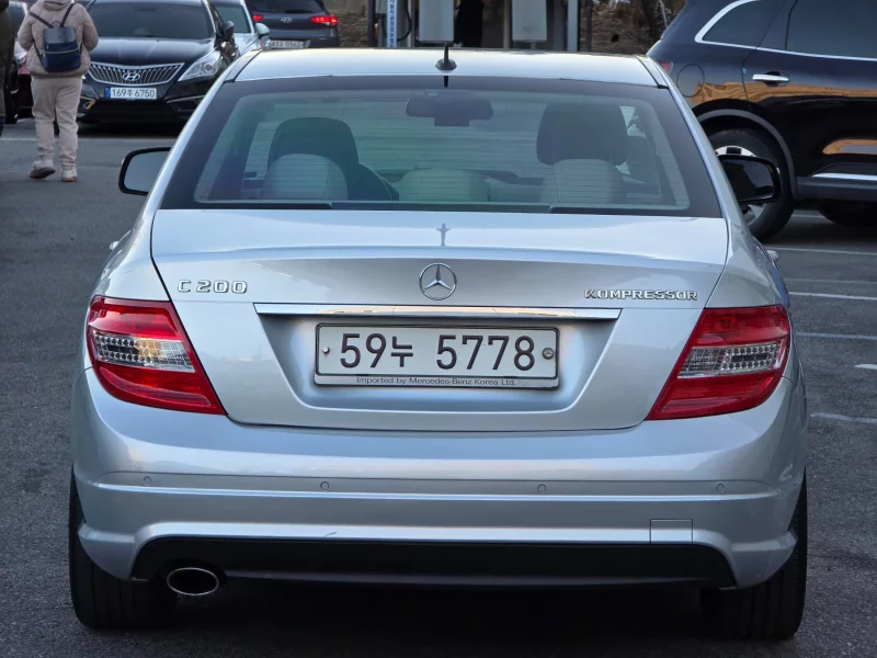 Mercedes-Benz C-Class