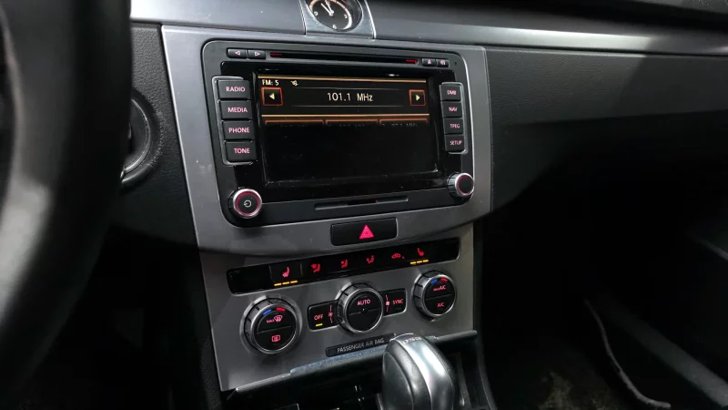 Volkswagen PASSAT CC