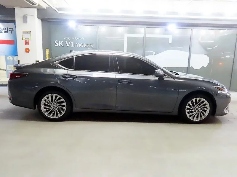 Lexus ES300h