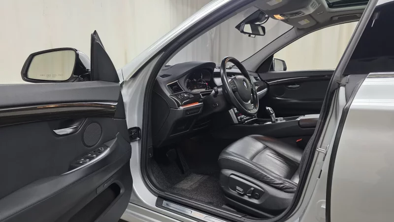 BMW 5-Series Gran Turismo