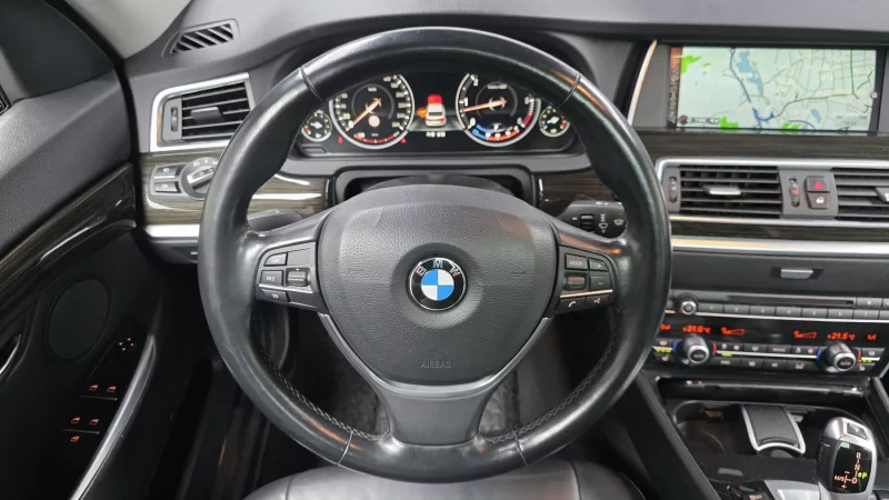 BMW 5-Series Gran Turismo