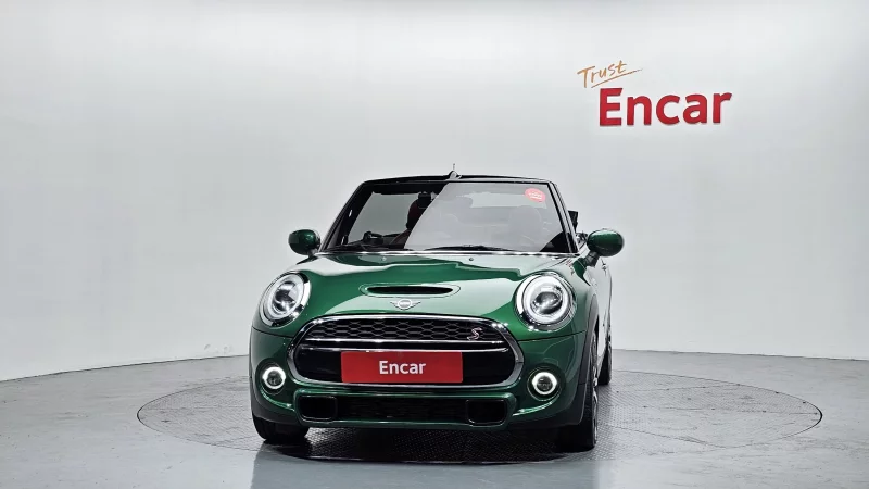 MINI Cooper Convertible