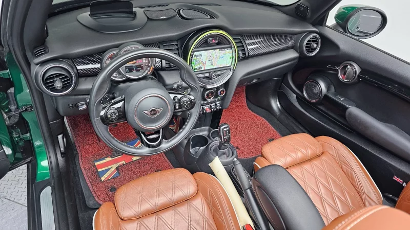 MINI Cooper Convertible