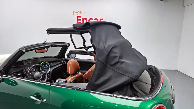 MINI Cooper Convertible