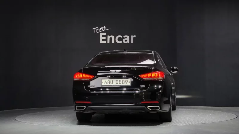 Hyundai Genesis
