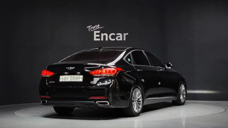 Hyundai Genesis