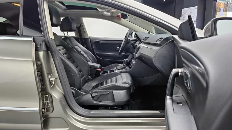 Volkswagen PASSAT CC