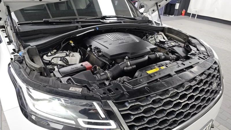 Land Rover RANGE ROVER VELAR