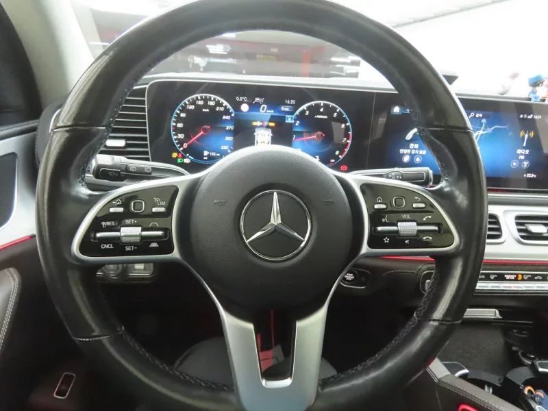 Mercedes-Benz GLE-Class