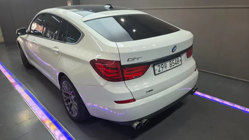 BMW 5-Series Gran Turismo