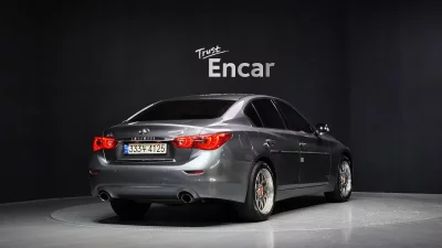 Infiniti Q50