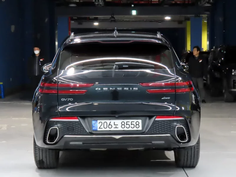 Genesis GV70