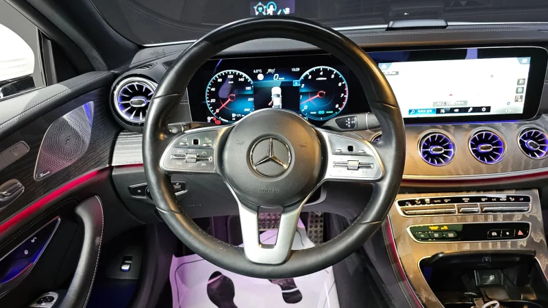 Mercedes-Benz CLS-Class