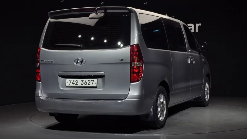 Hyundai Starex