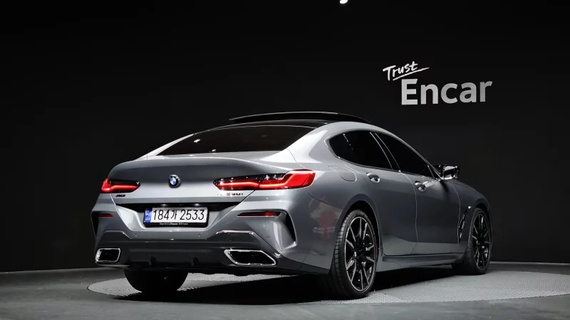 BMW 8-Series