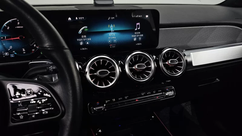 Mercedes-Benz GLB-Class