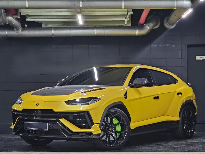 Lamborghini URUS