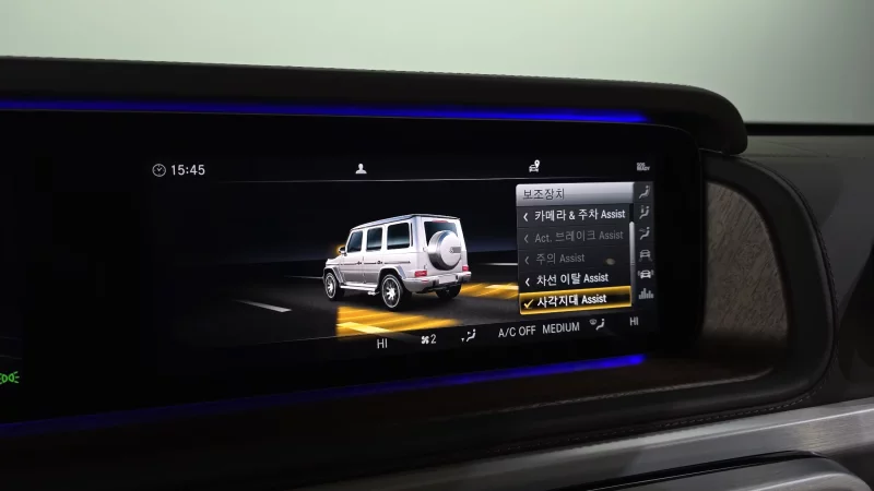 Mercedes-Benz G-Class