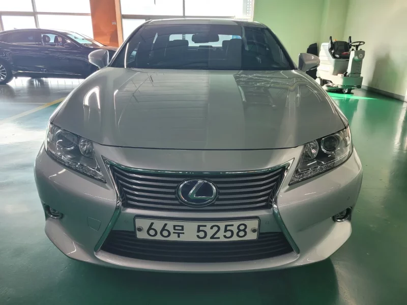 Lexus ES300h