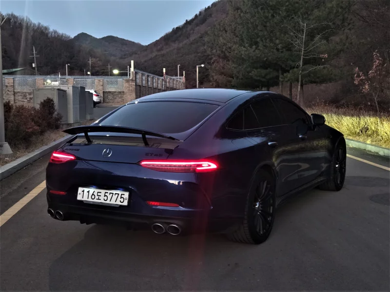 Mercedes-Benz AMG GT