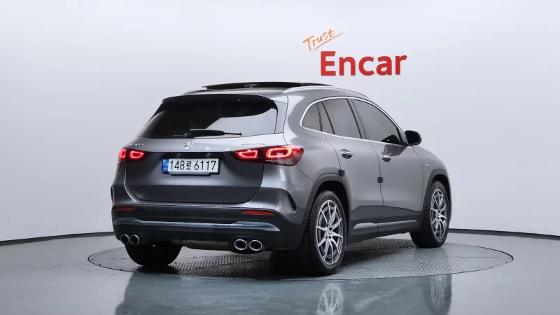Mercedes-Benz GLA-Class