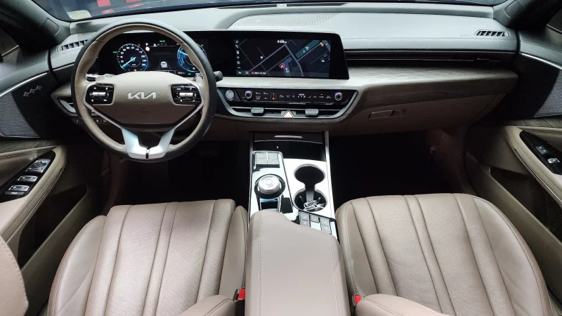 Kia K8
