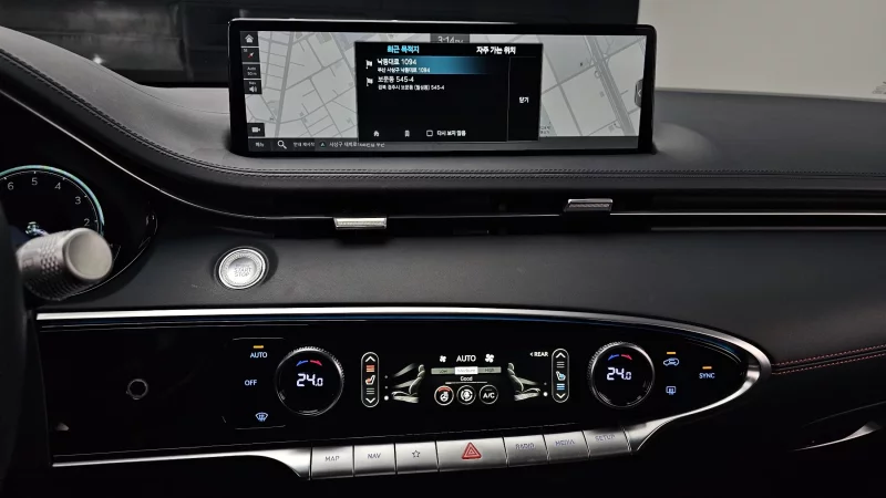 Genesis GV70
