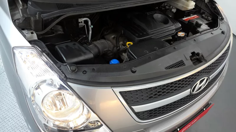 Hyundai Starex