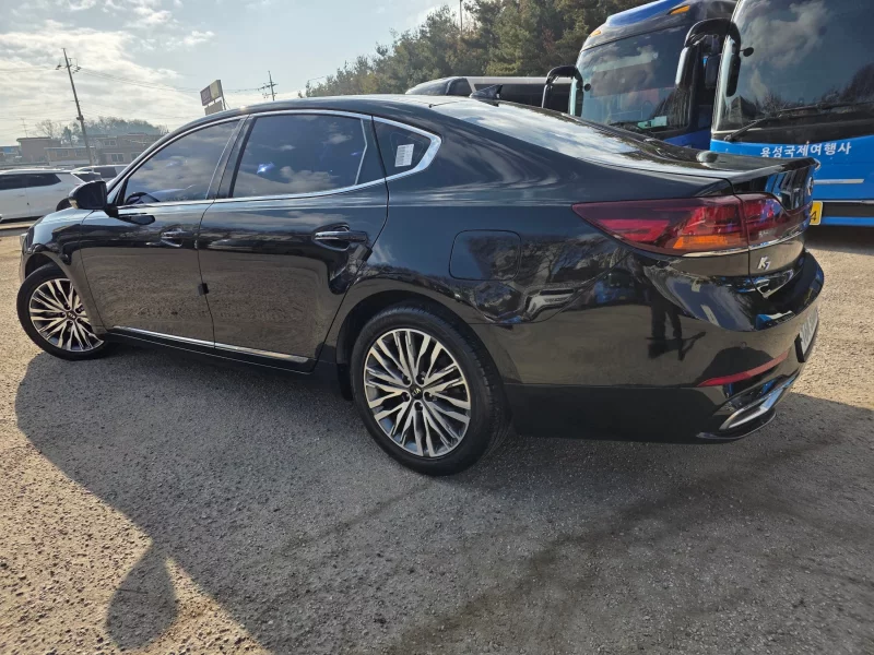 Kia K7