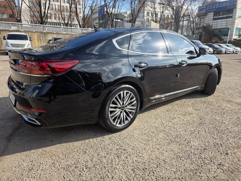 Kia K7