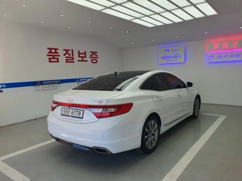 Hyundai Grandeur