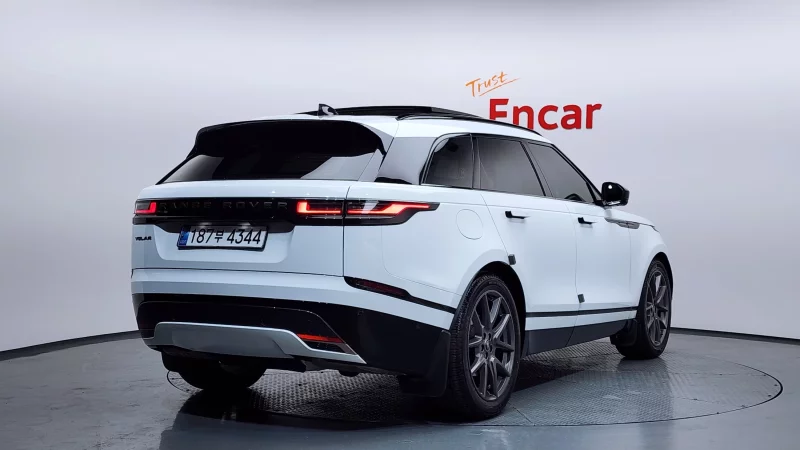 Land Rover RANGE ROVER VELAR