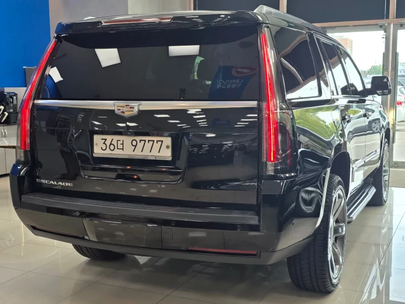 Cadillac Escalade