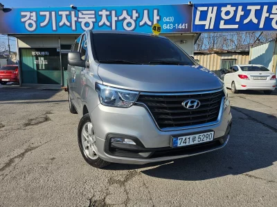 Hyundai Grand Starex